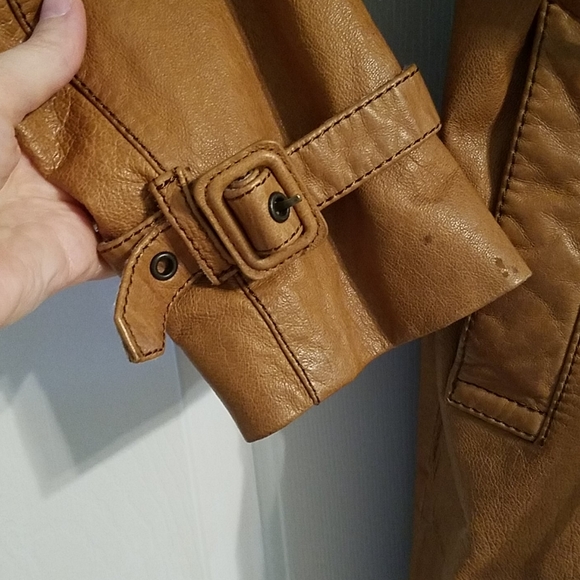 Danier leather trench coat - small - Picture 7 of 11